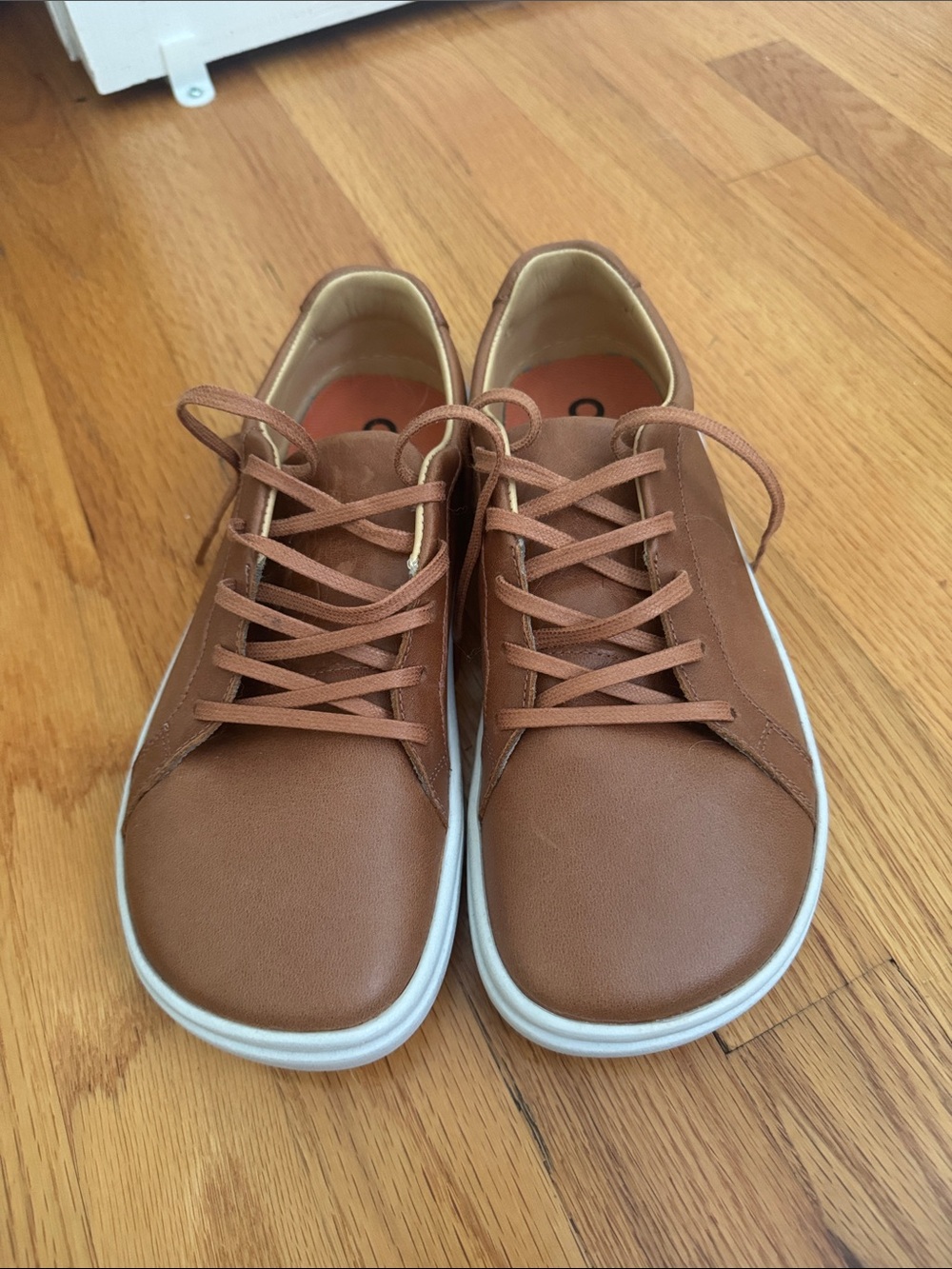 NIB Origo Everyday Sneaker Caramel never worn